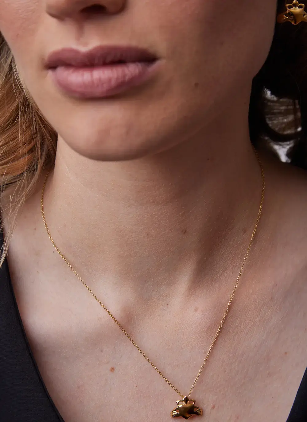 18k Gold Vermeil Claddagh Floating Necklace 